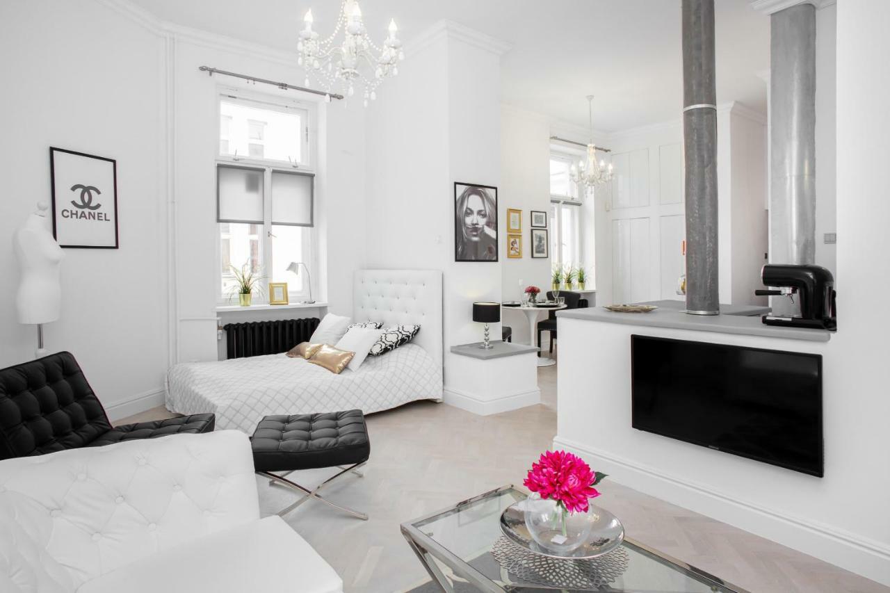Center By Renters * Warszawa
