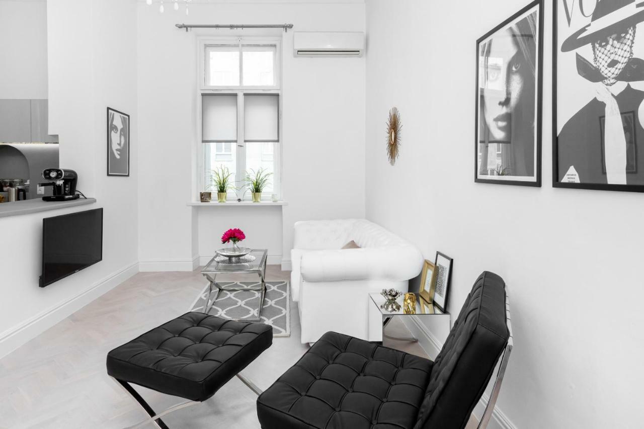 Apartament Center By Renters